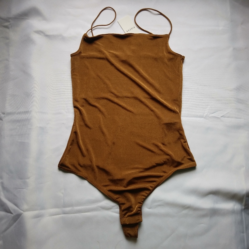 Nwt Pieces Bodysuit - Tall Med
